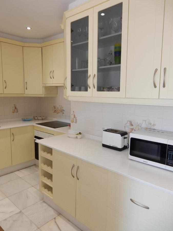 Beach Villa ,Nerja, Seaview, Pool, 3 Bedrooms, Huge Terrace And Garden Екстериор снимка