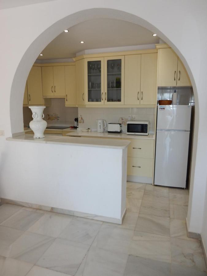Beach Villa ,Nerja, Seaview, Pool, 3 Bedrooms, Huge Terrace And Garden Екстериор снимка